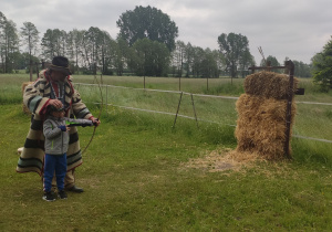 Strzelamy z łuku do celu